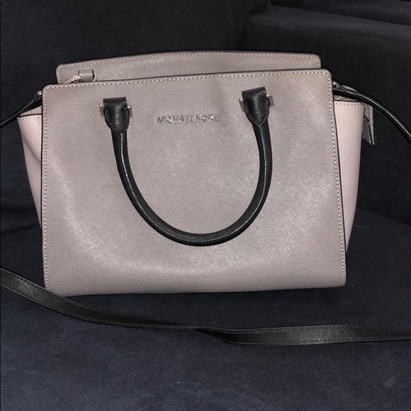 Michael Kors Handbags - Michael Kors Satchel Purse